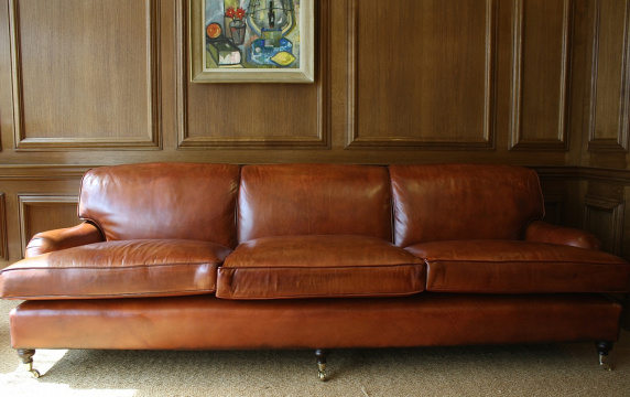 Magnificent 2.5 metre Leather Lansdown Sofa
